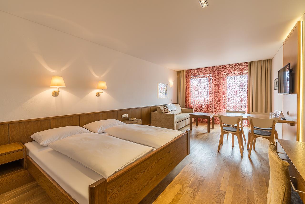 Wohlfühlhotel Schiestl Fügen Exterior foto
